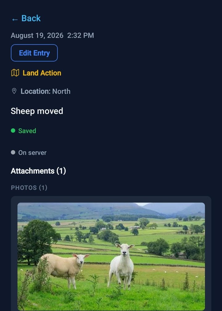 VeriSlí farm activity with photographic evidence attached to the saved record